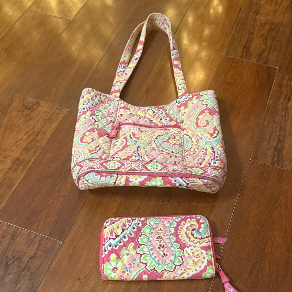 Vera Bradley Tote Bag and Wallet Set